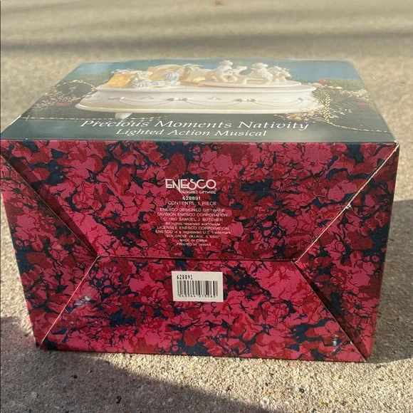 Precious moments nativity lighted action musical "Flight into into Egypt" Ensco - Picture 15 of 17